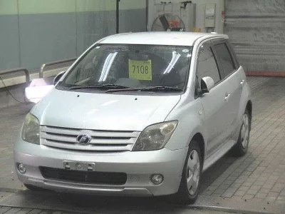 Toyota IST