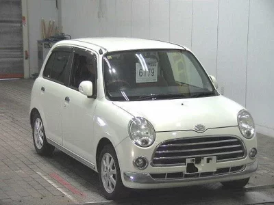 Daihatsu MIRA