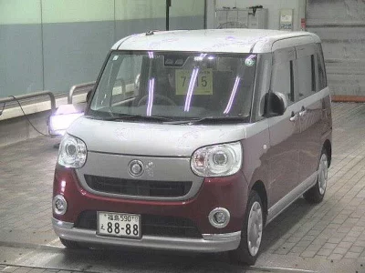 Daihatsu MOVE CANBUS  с аукциона в Японии