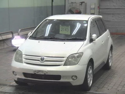 Toyota IST