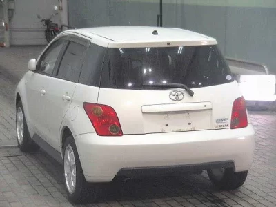 Toyota IST