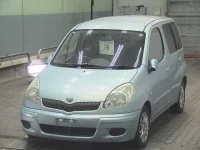 Toyota FUNCARGO лот № 99 оценка 3.5  с аукциона в Японии 2