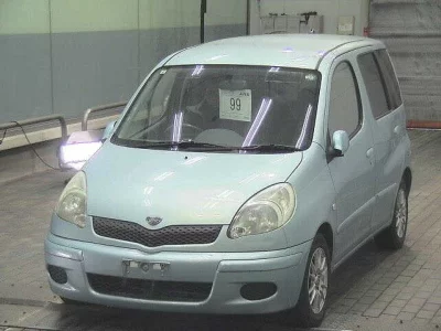 Toyota FUNCARGO  с аукциона в Японии