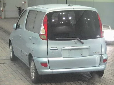 Toyota FUNCARGO  с аукциона в Японии