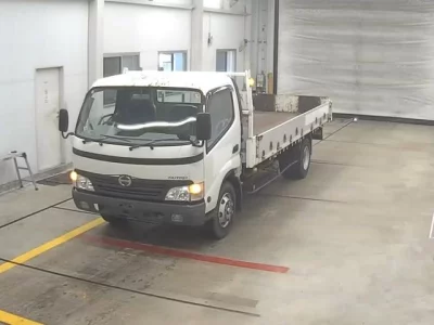 Hino DUTRO  с аукциона в Японии