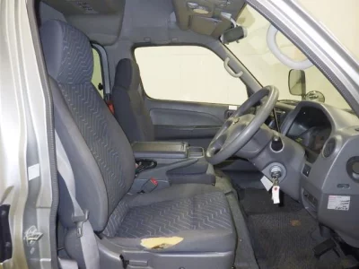 Nissan CARAVAN BUS  с аукциона в Японии