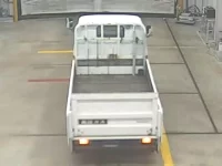 Toyota DYNA лот № 3046 оценка 3  с аукциона в Японии 2