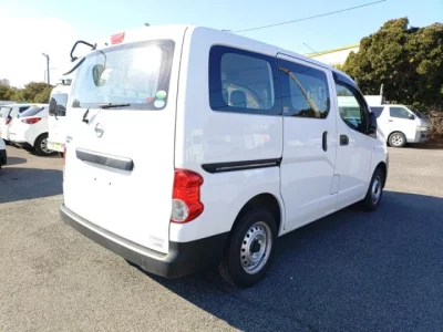 Nissan NV200