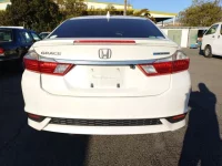 Honda GRACE лот № 13320 оценка   с аукциона в Японии 3