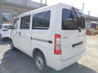 Mazda BONGO VAN лот № 12718 оценка 4  с аукциона в Японии 4