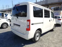 Mazda BONGO VAN лот № 12718 оценка 4  с аукциона в Японии 2