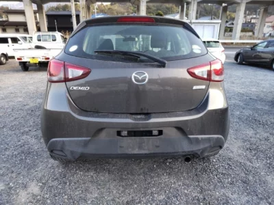 Mazda DEMIO
