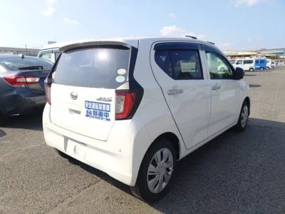 Daihatsu MIRA E S