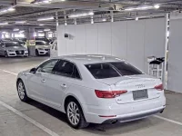 Audi A4 лот № 570 оценка 3.5  с аукциона в Японии 4