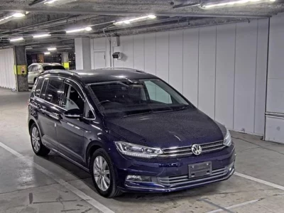 Volkswagen GOLF TOURAN