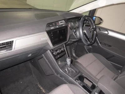 Volkswagen GOLF TOURAN  с аукциона в Японии