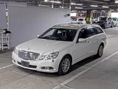 Mercedes-Benz E CLASS WAGON