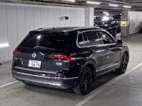 Volkswagen TIGUAN лот № 549 оценка 4.5  с аукциона в Японии 1