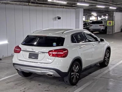 Mercedes-Benz GLA CLASS