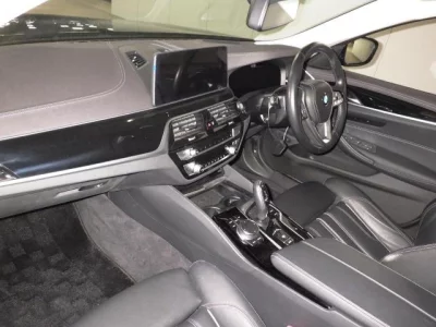 BMW 5-Series  с аукциона в Японии