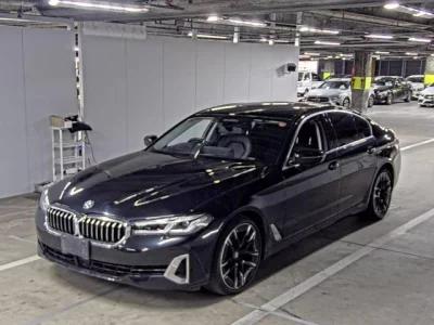 BMW 5-Series  с аукциона в Японии