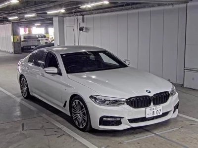BMW 5-Series  с аукциона в Японии