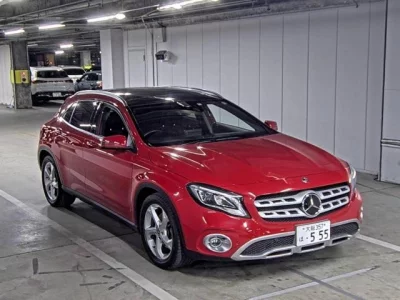 Mercedes-Benz GLA CLASS