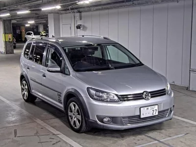 Volkswagen GOLF TOURAN