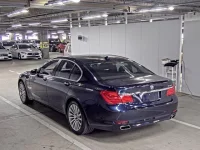 BMW 7-Series лот № 645 оценка 4.5  с аукциона в Японии 4