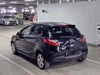 Mazda DEMIO лот № 810 оценка 3.5  с аукциона в Японии 4