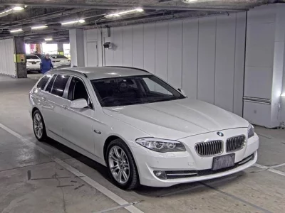 BMW 5-Series  с аукциона в Японии
