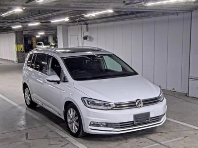 Volkswagen GOLF TOURAN