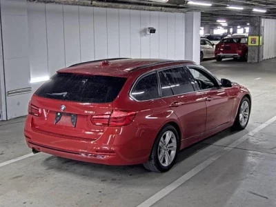BMW 3-Series  с аукциона в Японии