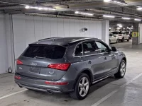 Audi Q5 лот № 709 оценка 4  с аукциона в Японии 1