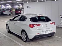 Alfa Romeo Giulietta лот № 711 оценка 4  с аукциона в Японии 4