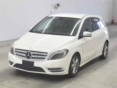 Mercedes-Benz B CLASS