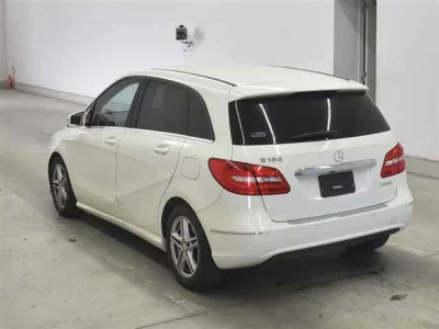 Mercedes-Benz B CLASS
