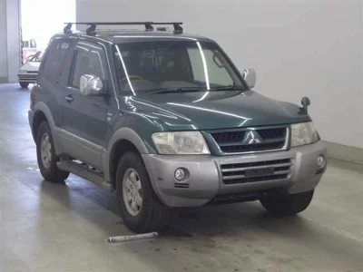 Mitsubishi PAJERO