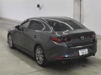 Mazda MAZDA3 лот № 25044 оценка 4  с аукциона в Японии 1