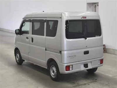 Mitsubishi MINICAB VAN