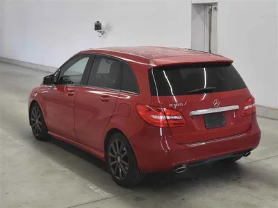 Mercedes-Benz B CLASS