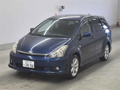 Toyota WISH  с аукциона в Японии