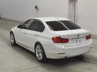 BMW 3-Series лот № 25089 оценка 3.5  с аукциона в Японии 1