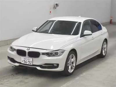 BMW 3-Series  с аукциона в Японии