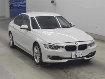 BMW 3-Series  с аукциона в Японии