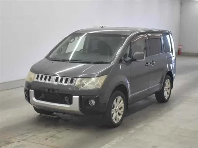 Mitsubishi DELICA D5  с аукциона в Японии