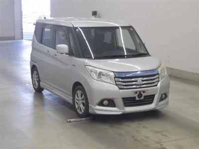 Mitsubishi DELICA D2