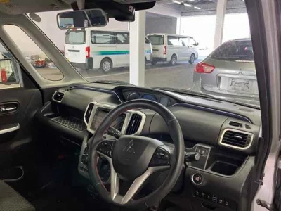 Mitsubishi DELICA D2