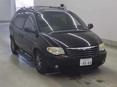 Chrysler VOYAGE  с аукциона в Японии