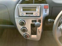 Toyota RACTIS лот № 25129 оценка R  с аукциона в Японии 5